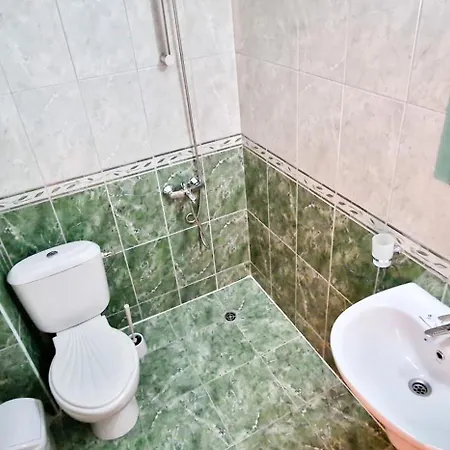 Hotel семеен света марина 2*